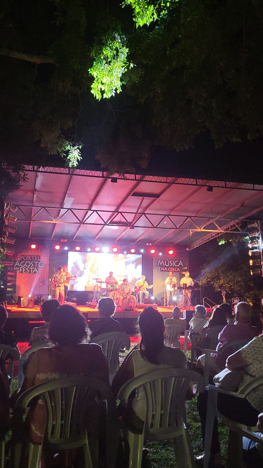 Agosto em Festa — Música na Cerca